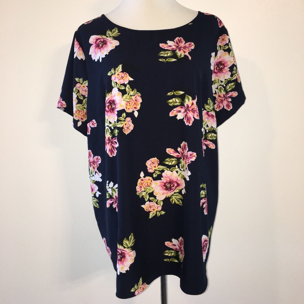 Ava & Viv navy with floral print blouse